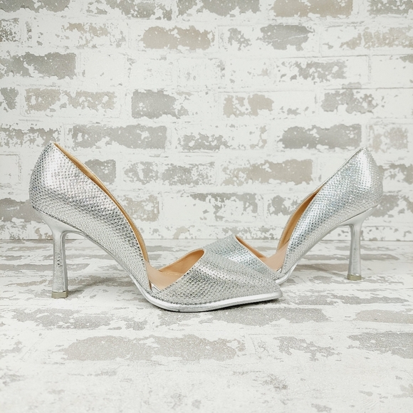 NEW Mia Ciana Silver Rhinestone Pointed Toe High Heel Pumps A426 - Picture 3 of 13